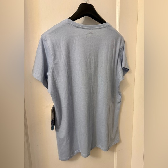 MOUNTAIN AND ISLES SHORT SLEEVE LIGHT BLUE GRAPHIC TSHIRT NWT - Picture 12 of 13